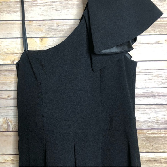NWT Eliza J One-Shoulder Black Ruffle Jumpsuit - Size 8! - Picture 3 of 6